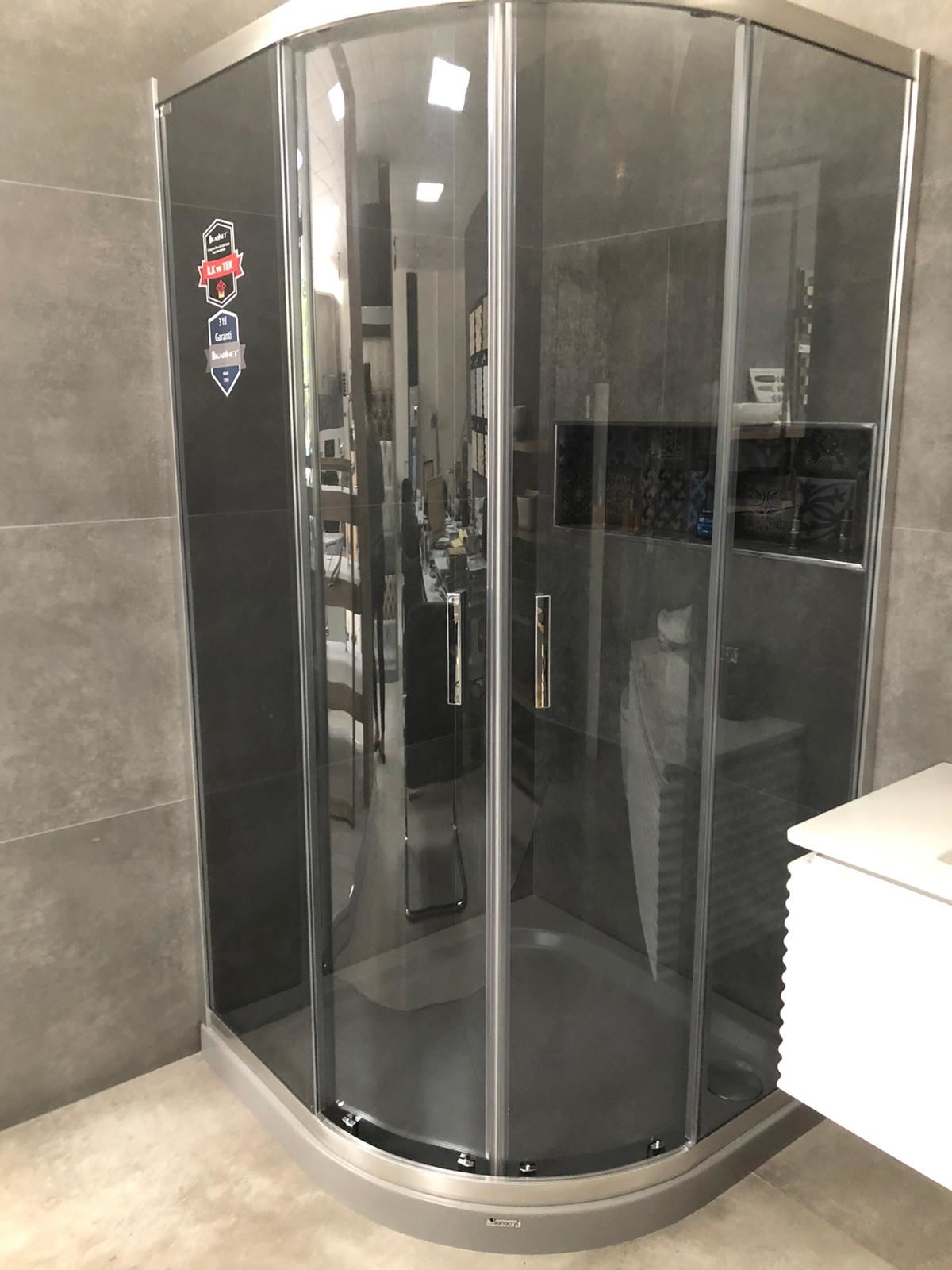 Kabinet Duşakabin Vroson Serisi 100x100 - Teşhir